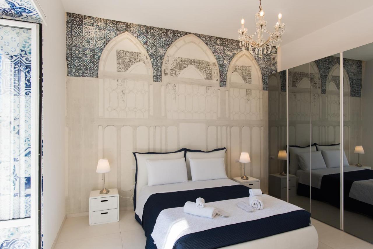 Relais Mareluna - Luxury Apartments Salerno Bagian luar foto