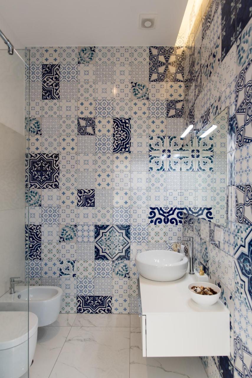 Relais Mareluna - Luxury Apartments Salerno Bagian luar foto